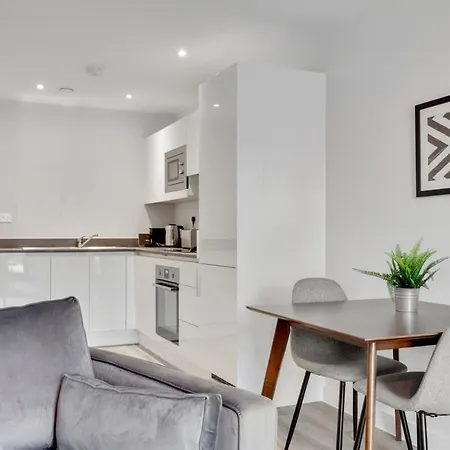 Stylish 1 Bed Flat In Central Apartment Birmingham